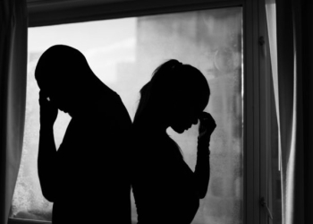Απίστευτη ιστορία στην Αμμουδάρα: Γερμανός πήρε την πρώτη πτήση και πήγε να βρει τη πρώην... με τον νυν της στο ξενοδοχείο