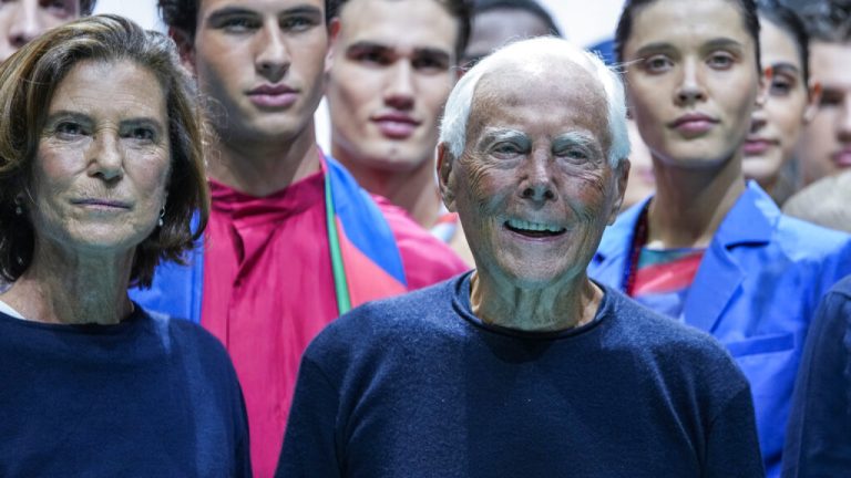 Αποστασιοποίηση του ομίλου Armani από βιογραφική ταινία για τον Τζόρτζιο Αρμάνι