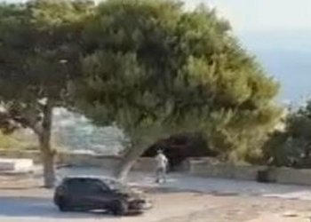 Χανιά: Αυτοκίνητο μπήκε στον χώρο των Τάφων των Βενιζέλων