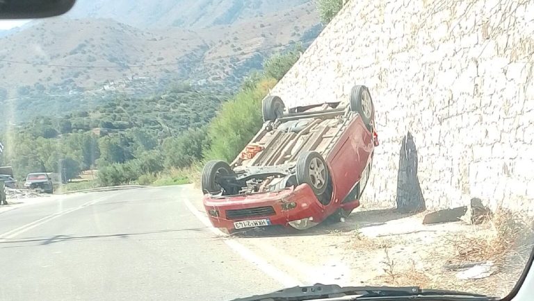 Χανιά: Αυτοκίνητο «τούμπαρε» στην είσοδο χωριού