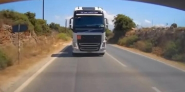 Χανιά: Συνελήφθη ο οδηγός του βυτιοφόρου για την επικίνδυνη προσπέραση