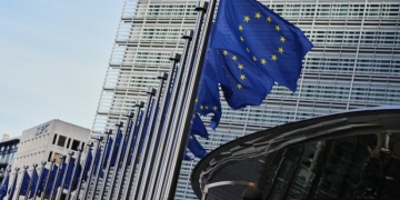 Δασμοί Τραμπ: Η ΕΕ εκφράζει την ικανοποίησή της για την ανακοίνωση της Ουάσινγκτον