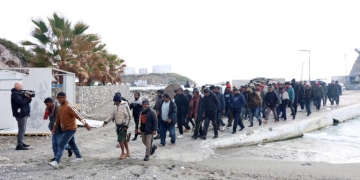 Διασώθηκαν 42 μετανάστες νότια της Ιεράπετρας