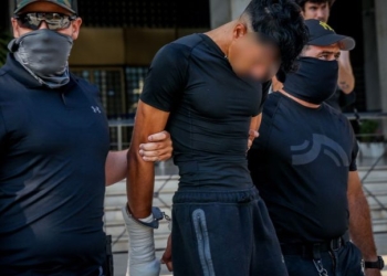 Δολοφονία Γεωργίου: Ποινική δίωξη στον 28χρονο – Δημογλίδου: «Λέει πως μετά περιφερόταν στους δρόμους για βοήθεια»