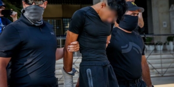 Δολοφονία Γεωργίου: Ποινική δίωξη στον 28χρονο – Δημογλίδου: «Λέει πως μετά περιφερόταν στους δρόμους για βοήθεια»