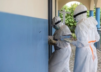 Έμπολα: Ο αριθμός των νεκρών ξεπερνά πλέον τους 1.000, σύμφωνα με τον ΠΟΥ