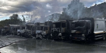 Εμπρησμός απορριματοφόρων στον Δήμο Μαλεβιζίου: Γιατί έμεινε ελεύθερος ο 46χρονος επιχειρηματίας
