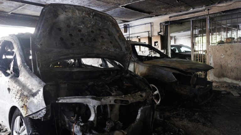 Εμπρηστική επίθεση στη Θεσσαλονίκη: Το σχέδιο της ΕΛΑΣ για να εντοπιστούν οι δράστες - Τι γνωρίζει η αντιτρομοκρατική