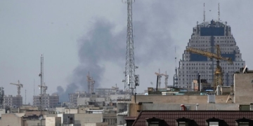 Έκρηξη στην ανατολική Τεχεράνη - «Ελεγχόμενη καταστροφή εκρηκτικών υλικών», λένε οι αρχές