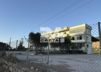«Ελάτε να συζητήσουμε» – Το Υπουργείο προχωράει με την δομή στους Αθανάτους, οι κάτοικοι ζητούν κοινή τεχνική επιτροπή