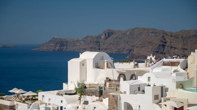 Ένωση Ξενοδόχων Σαντορίνης: Διαμαρτυρία κατά της Trivago για παραπλανητική διαφήμιση και παραπλάνηση επισκεπτών