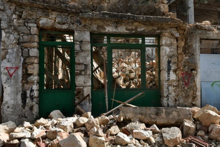 Έρευνα «Helping Homes»: Το Αρκαλοχώρι αναζητά ξανά το σπίτι, την ασφάλεια και την ελπίδα