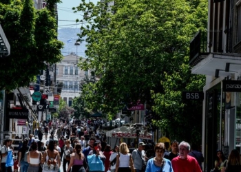 Έρευνα Pulse: Οι αυξήσεις των τιμών και η ακρίβεια απασχολούν τους Αθηναίους