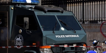 Έρευνα στη Γαλλία: Αυτοκτόνησε νέος που ήταν επί χρόνια θύμα ρατσιστικής παρενόχλησης