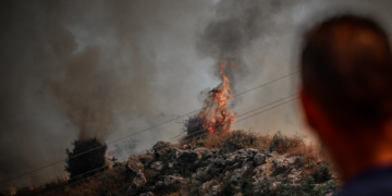 Φωτιά στην Κέρκυρα - Άμεση κινητοποίηση της Πυροσβεστικής - Δείτε βίντεο