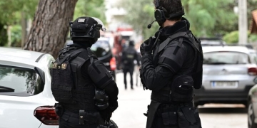 Γαλάτσι: Νεκρός 80χρονος με τραύμα στον λαιμό μέσα στο σπίτι του – Εξετάζεται το ενδεχόμενο εγκληματικής ενέργειας