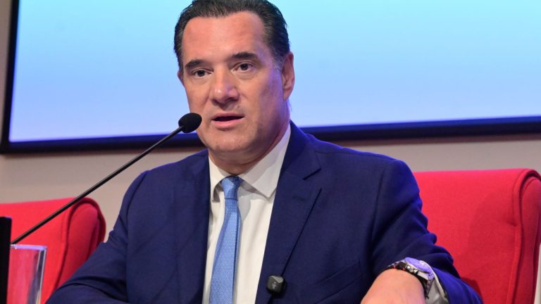 Γεωργιάδης για Σισμανόγλειο: Στις 05:00 ένα κρεβάτι έπιασε φωτιά - Συνελήφθη ο ασθενής στο σπίτι του