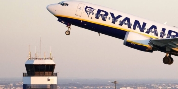 Η Ryanair χαρακτηρίζει «άχρηστη» την φον ντερ Λάιεν με αφορμή τις καθυστερήσεις στις αερομεταφορές