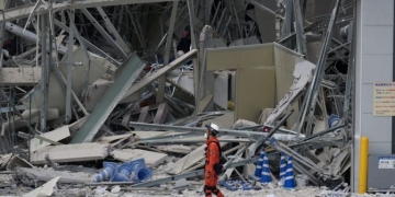 Ιαπωνία: Τουλάχιστον 13 νεκροί από τον ισχυρότατο σεισμό – «Κάθε δευτερόλεπτο μετράει», λέει η πρωθυπουργός