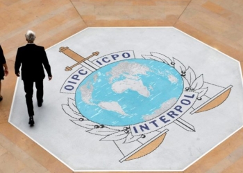 Interpol: Σχεδόν 6.000 συλλήψεις και κατάσχεση 300 εκατ. δολαρίων σε παγκόσμια επιχείρηση κατά της απάτης