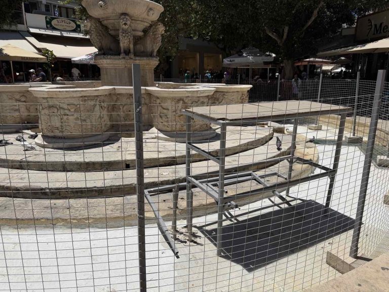 Ηράκλειο: Στόχος να λειτουργήσουν ξανά με ροή νερού τα Λιοντάρια από τις αρχές του 2027