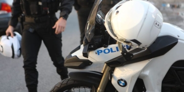 Ηράκλειο: Σύλληψη 58χρονου - Πήγε να πνίξει με μαξιλάρι 8χρονο επειδή τον ενόχλησαν οι φωνές του