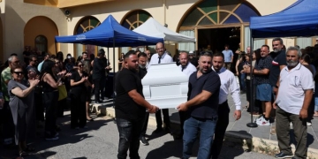 Ηράκλειο: Το τελευταίο αντίο στην δημοσιογράφο Μαρία Αντωνογιαννάκη - Δείτε φωτογραφίες