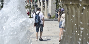 Καιρός: Υψηλές θερμοκρασίες και τοπικές βροχές σήμερα- Πού θα σημειωθούν καταιγίδες