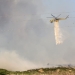 Καλύτερη η εικόνα της πυρκαγιάς στο Δραπέτι Ηρακλείου – Δύο εναέρια μέσα στη «μάχη» με τις φλόγες