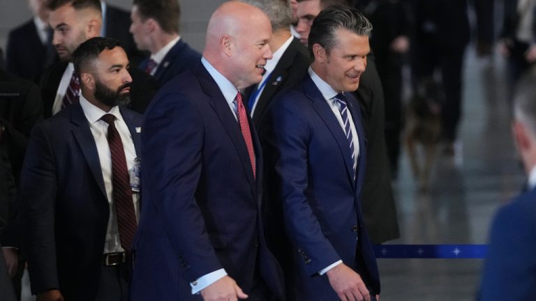 «Κάποιοι σύμμαχοι υστερούν»: Νέα πίεση των ΗΠΑ στο ΝΑΤΟ για αμυντικές δαπάνες στο 5%