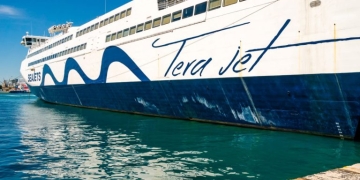 Κατέληξε 67χρονος επιβάτης του «Tera Jet 2» στην Άνδρο