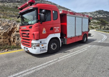 Κινητοποίηση της Πυροσβεστικής για φωτιά και στη Βιάννο