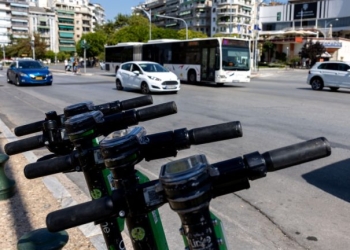 Κώτσηρας: Προς απαγόρευση η χρήση πατινιών σε δρόμους με όριο άνω των 50 χλμ/ώρα