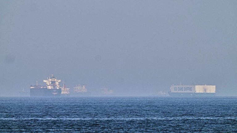 Κουβέιτ: Ο πρέσβης του Ιράν κλήθηκε στο ΥΠΕΞ μετά την επίθεση εναντίον πετρελαιοφόρου στο Ορμούζ