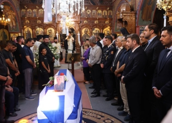 Κυρανάκης για τους δύο πυροσβέστες στο Ρέθυμνο: «Η πατρίδα τούς ευγνωμονεί»