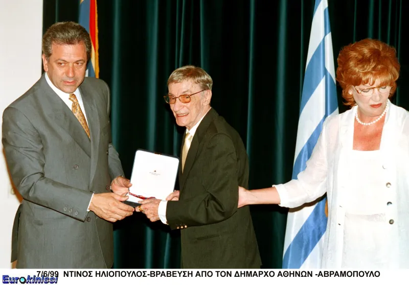 Μάρω Κοντού