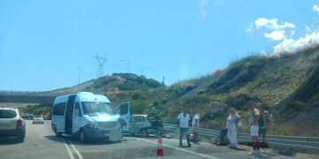 Μεσαρά: Τροχαίο στον κόμβο της Αγίας Βαρβάρας – Στο νοσοκομείο ένα άτομο