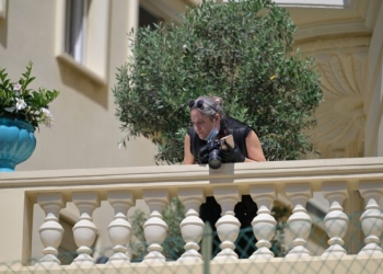 Μονακό: Ουκρανή που μεταμφιέστηκε σε άνδρα η βασική ύποπτη για τη βομβιστική επίθεση