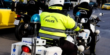 Νέα Σμύρνη: Σύλληψη 23χρονου μετά από καταδίωξη