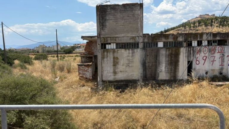 Νέα στοιχεία για την καταδίωξη στο Άργος: 35 λεπτά θρίλερ, 2 τραύματα στο κεφάλι και 13 κάλυκες