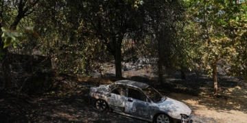 Ο πύρινος εφιάλτης συνεχίζεται σε Ισπανία και Γαλλία – Ένας νεκρός στη Βαλένθια