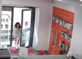 Οι τελευταίες κινήσεις της ύποπτης λίγο πριν την επίθεση κατά Γερμολάγιεφ - Ψώνισε ατάραχη (βίντεο)