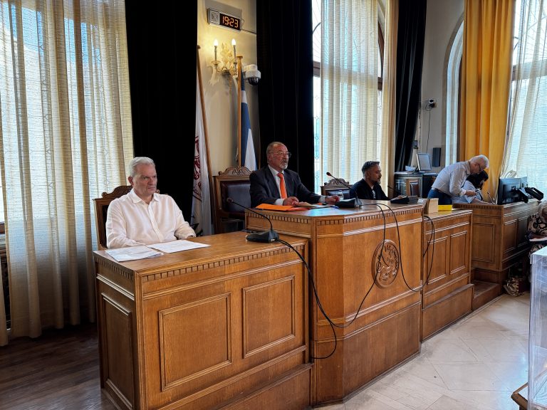 Ολοκληρώθηκαν οι δημαιρεσίες για εκλογή Προεδρείου και μελών της Δημοτική Επιτροπής στον Δήμο Ηρακλείου