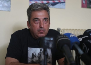 Παύλος Ασλανίδης- Δίκη για τα Τέμπη: Κοροϊδία, περιμέναμε 2,5 ώρες τη Ζωή Κωνσταντοπούλου