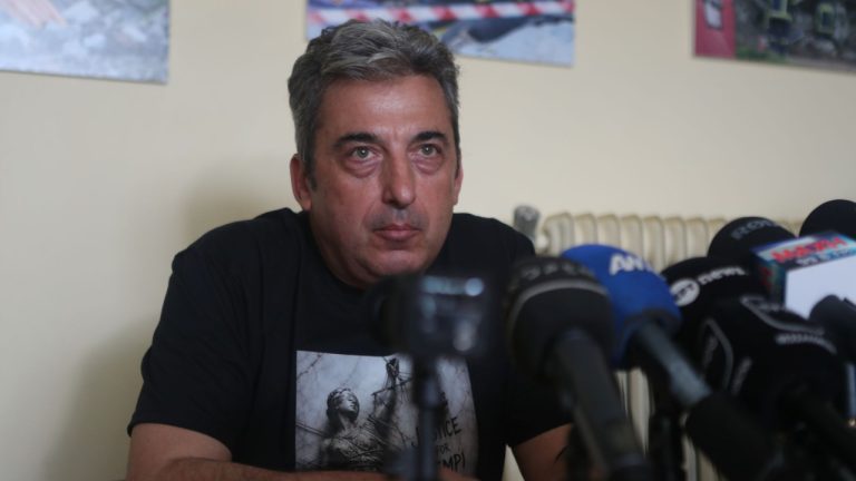 Παύλος Ασλανίδης- Δίκη για τα Τέμπη: Κοροϊδία, περιμέναμε 2,5 ώρες τη Ζωή Κωνσταντοπούλου