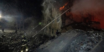 Πόλεμος στην Ουκρανία: Έξι νεκροί από ρωσικά πλήγματα σε όλη τη χώρα