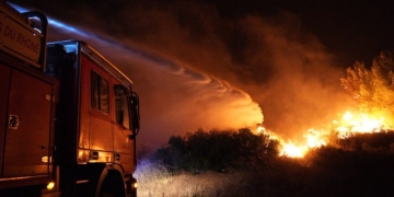 Πορτογαλία: Τέσσερις άνθρωποι τραυματίστηκαν από τις πυρκαγιές