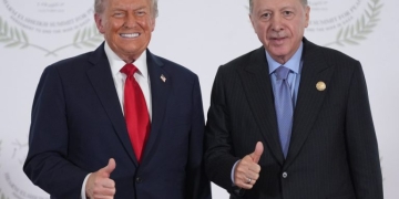 Πώς το «bromance» Τραμπ – Ερντογάν ενισχύει τη θέση της Τουρκίας στο ΝΑΤΟ