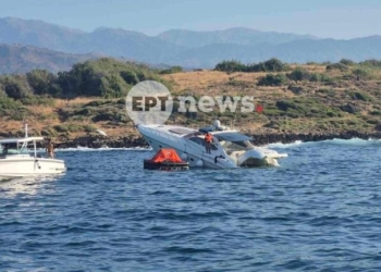 Προσάραξη τουριστικού σκάφους στους Αγ. Αποστόλους Χανίων – Επιχείρηση διάσωσης για τους επιβαίνοντες