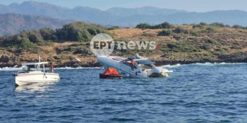 Προσάραξη τουριστικού σκάφους στους Αγ. Αποστόλους Χανίων – Επιχείρηση διάσωσης για τους επιβαίνοντες